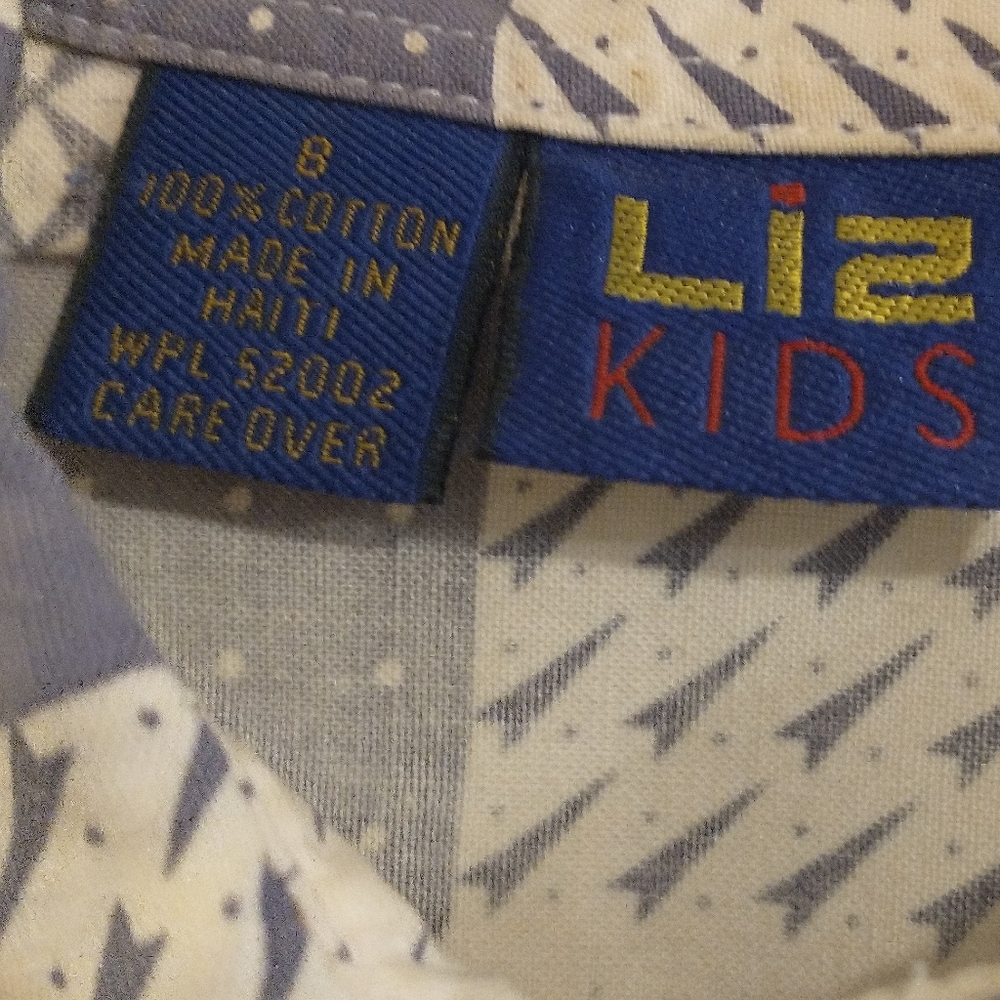 Liz Claiborne Kids Size 8 Button up Grey and White Checkered Pattern Shirt. - Picture 2 of 5